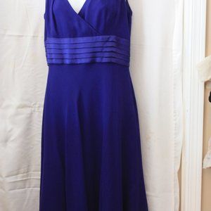 Maggy London 100% Silk party dress Size 14